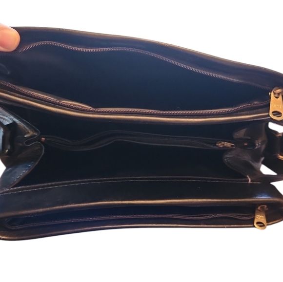 Vintage Floral Tapestry Pocketbook - Picture 6 of 7